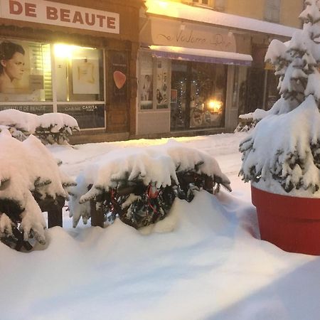 Hotel Restaurant De La Chaussee Briancon  Exterior photo